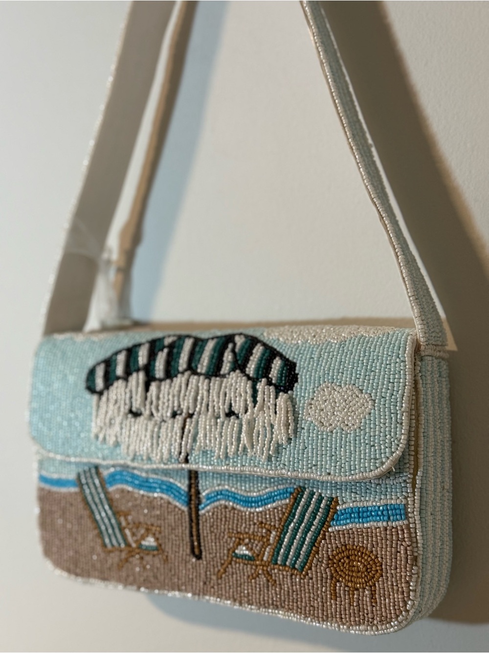 Beaded Beach Umbrella Shoulder Bag - Picture 5 of 6